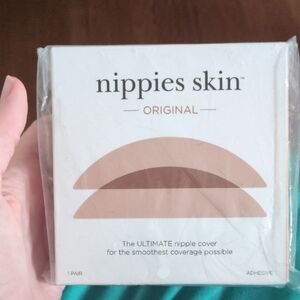 NEW Nippies Skin M Nipple Covers Tan Medium